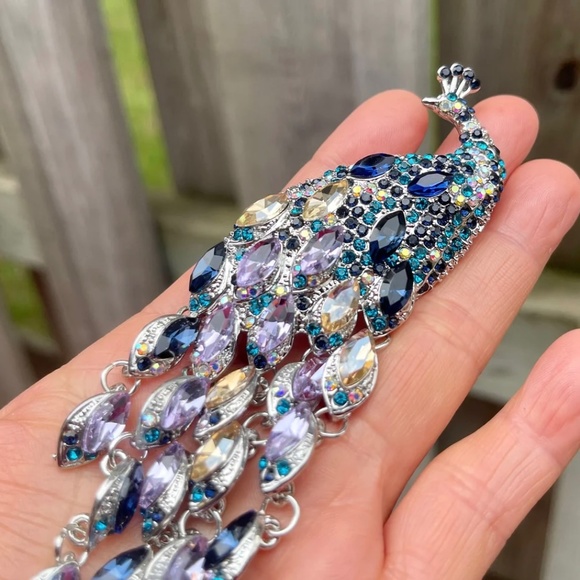 Large Peacock Brooch Blue purple Peacock Brooch Moveable Tassel Tail - Picture 4 of 5